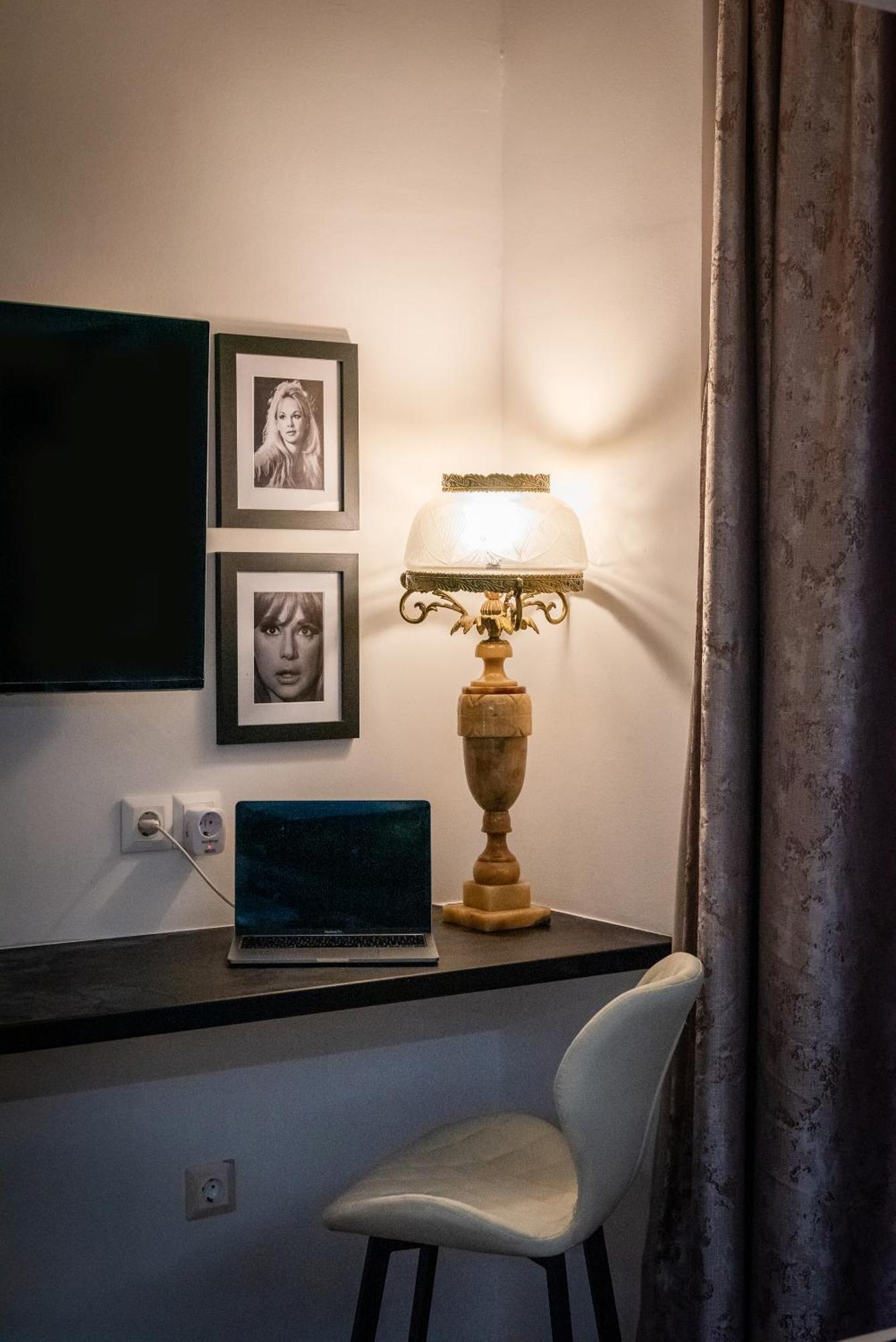 Aliki Vougiouklaki Apartment