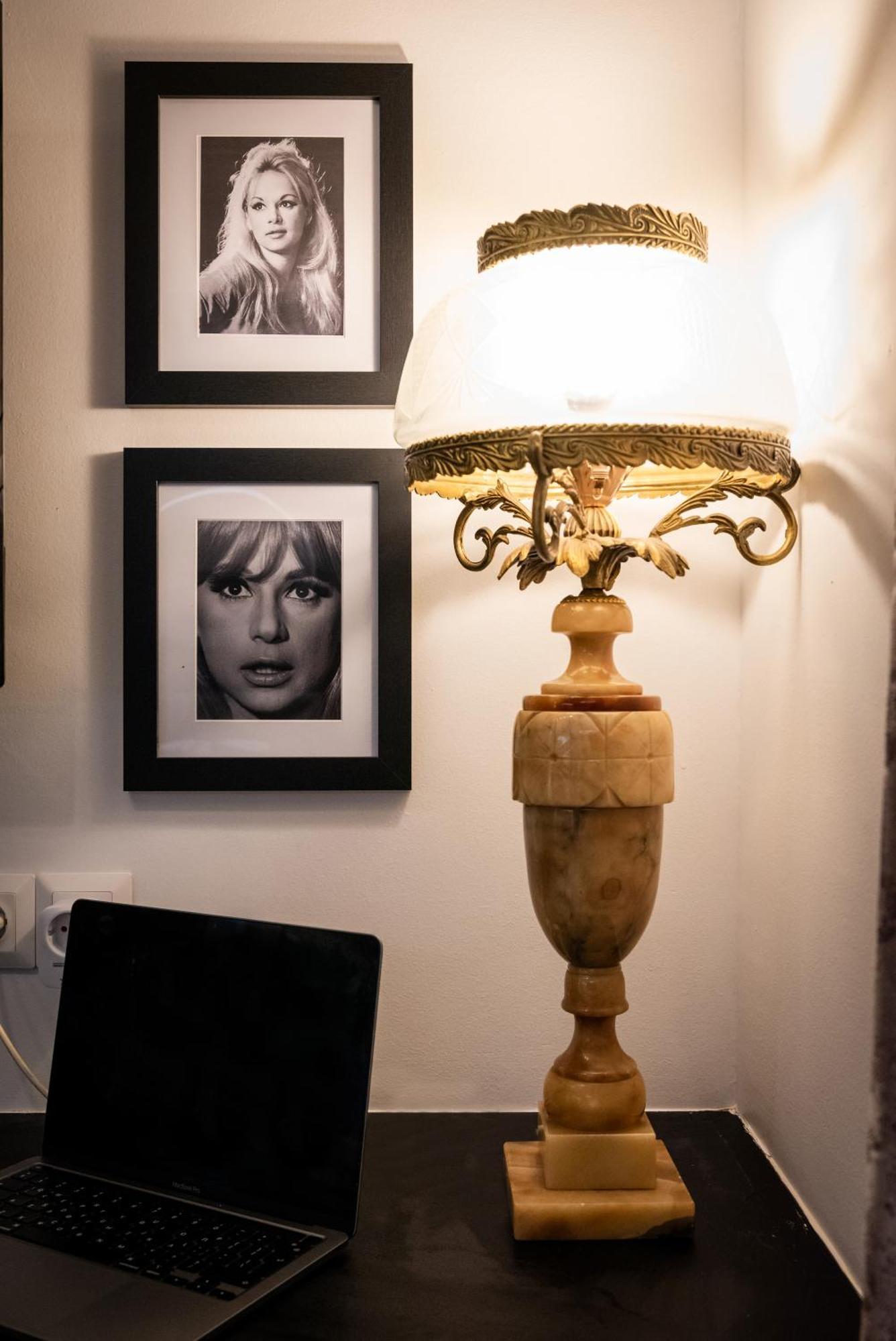 Aliki Vougiouklaki Apartament Ateny